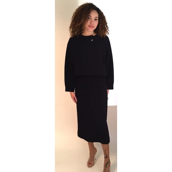 Karl Lagerfeld France Women's Size 36/6 Two Piece Navy Blue Top & Skirt Vintage - Picture 2 of 5